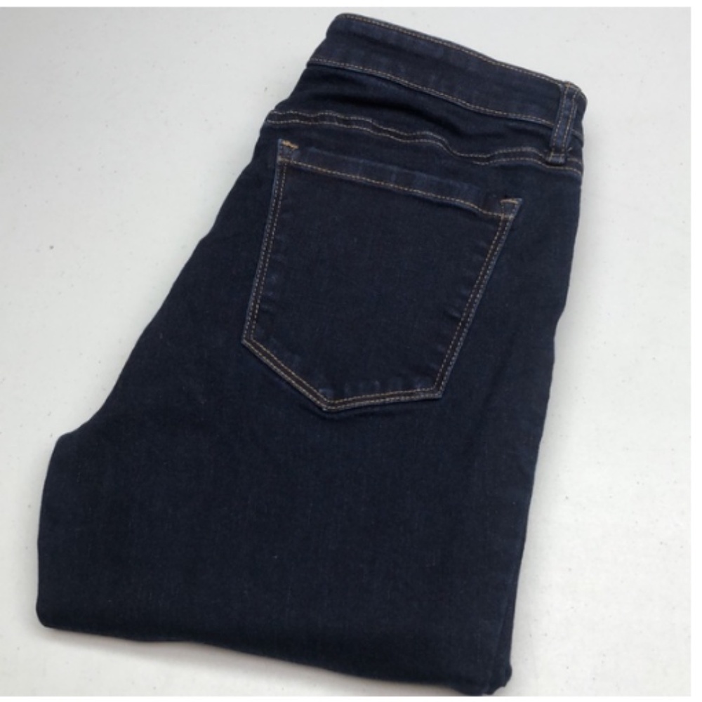 LIKE NEW R JEANS THE INSIDER MID-RISE STRAIGHT LEG JEANS 30x31 ⭐️